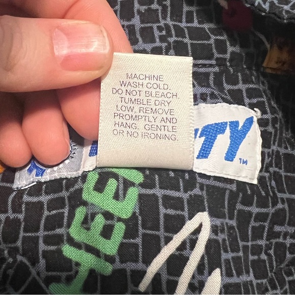 Vintage Y2K 90s Utility Cheers Tiki Allover Print Button Down Shirt - Picture 7 of 9